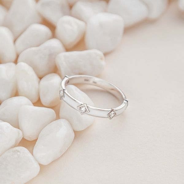 Серебряное кольцо с фианитами &laquo;Белый Оберег&raquo; ring0165 фото